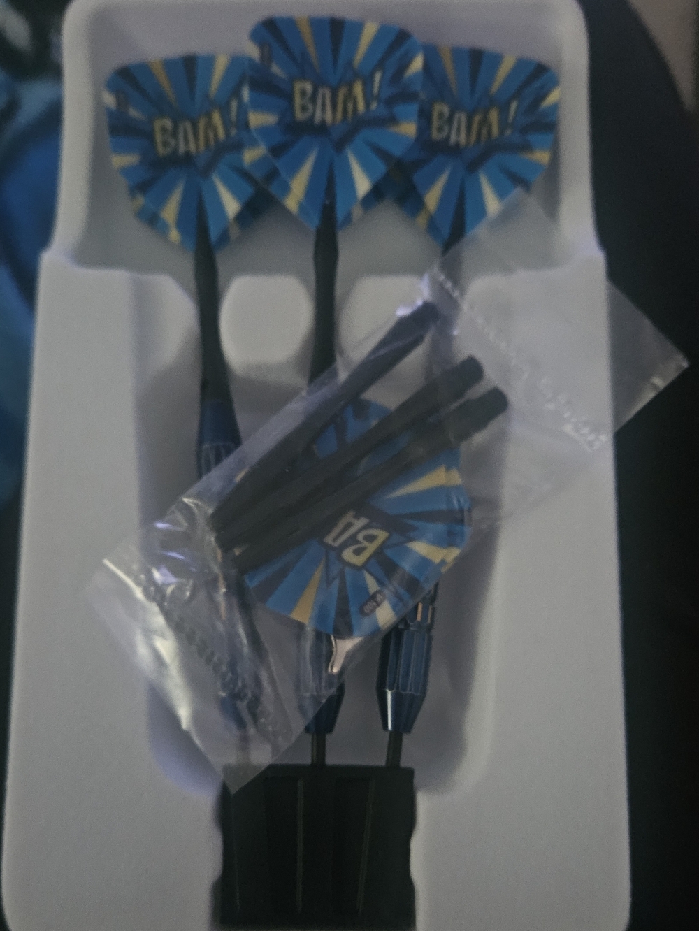 COMIX Dart Set - Picture 3 of 4